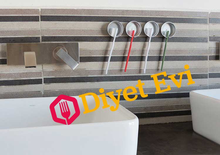 İşte size çok şık ve ilginç diş fırçası tutacağı.