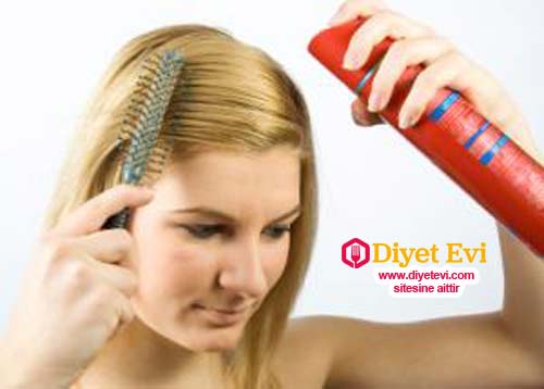 7- Saç Spreyi: Saç spreyleri formaldehit, shellac, denatüre alkol, propilen glikol ve fitalat gibi çevre için tehlikeli kimyasal maddeler içerir. Bunların kullanımı akciğer hasarının yanı sıra çok fazla alerjik reaksiyonlara neden olur. Marka olmayan organik sertifikası bulunmayan saç spreylerini kullanmayın.Devam etmek için görsele tıklayın ve diğer zararlı ürüne geçin.