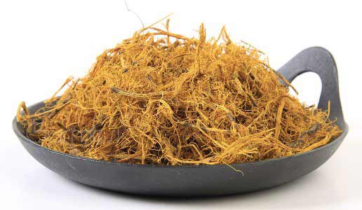 6. Meyan kökü ile banyo Sedef hastalığı ile savaşmak için daha güçlü bir şeye ihtiyacınız varsa, yoğun meyan kökü çayı hazırlayıp banyo suyunuza ekleyin. Bu bitki enflamasyona iyi gelir ve ağrı kesici özelliklere sahiptir. Aslında meyan kökü doğal bir kortizondur. Su sıcak olmalıdır ama rahatsız edici olmamalıdır ve suyun içinde en az yarım saat kalmalısınız. Galeriye devam etmek için görsele basın ve sonraki fotoğrafa geçin.