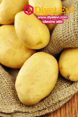 Patates: Patatesi ince dilimler halinde doğrayın ve su da bekletin. Daha sonra suda beklemiş patetesleri meyve suyu sıkacağında sıkın ve suyunu beklettiğiniz suya ekleyin. Bu elde ettiğiniz suyu eklemlerinize ve ağrıyan yerlerinize duştan sonra sürün. Bir hafta içinde rahatladığınızı hissedeceksiniz.