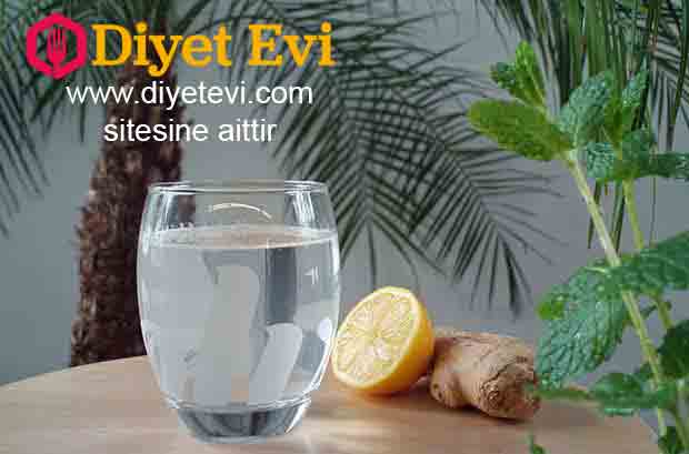 Yağ yaktıran içecek için gerekli malzemeler: 1 adet limon, 1 demet maydanoz, 1 çorba kaşığı rendelenmiş zencefil, 1 çay kaşığı sirke, 1 tarçın kabuğu ya da 1 tatlı kaşığı tarçın tozu, son olarak da 1 litre su. Yağ yaktıran içecek tarifi: Gerekli malzemeleri temin ettiyseniz artık yapılışına geçebiliriz. Bu içeceğin tarifi oldukça basit, tek yapmanız gereken bütün malzemeleri bilendir ya da karıştırıcı ile harmanlamak ve homojen hale gelene kadar karıştırmak. İçeceğimiz hazır. Bu lezzetli içeceği akşamları yatmadan önce ve sabahları kalktığınızda bir bardak içerek efor sarf etmeden bölgesel yağlanma ve fazlalıklarınızdan kurtulmanız mümkün. Faydalarını okumak için görsele tıklayın ve son fotoğrafa geçin.